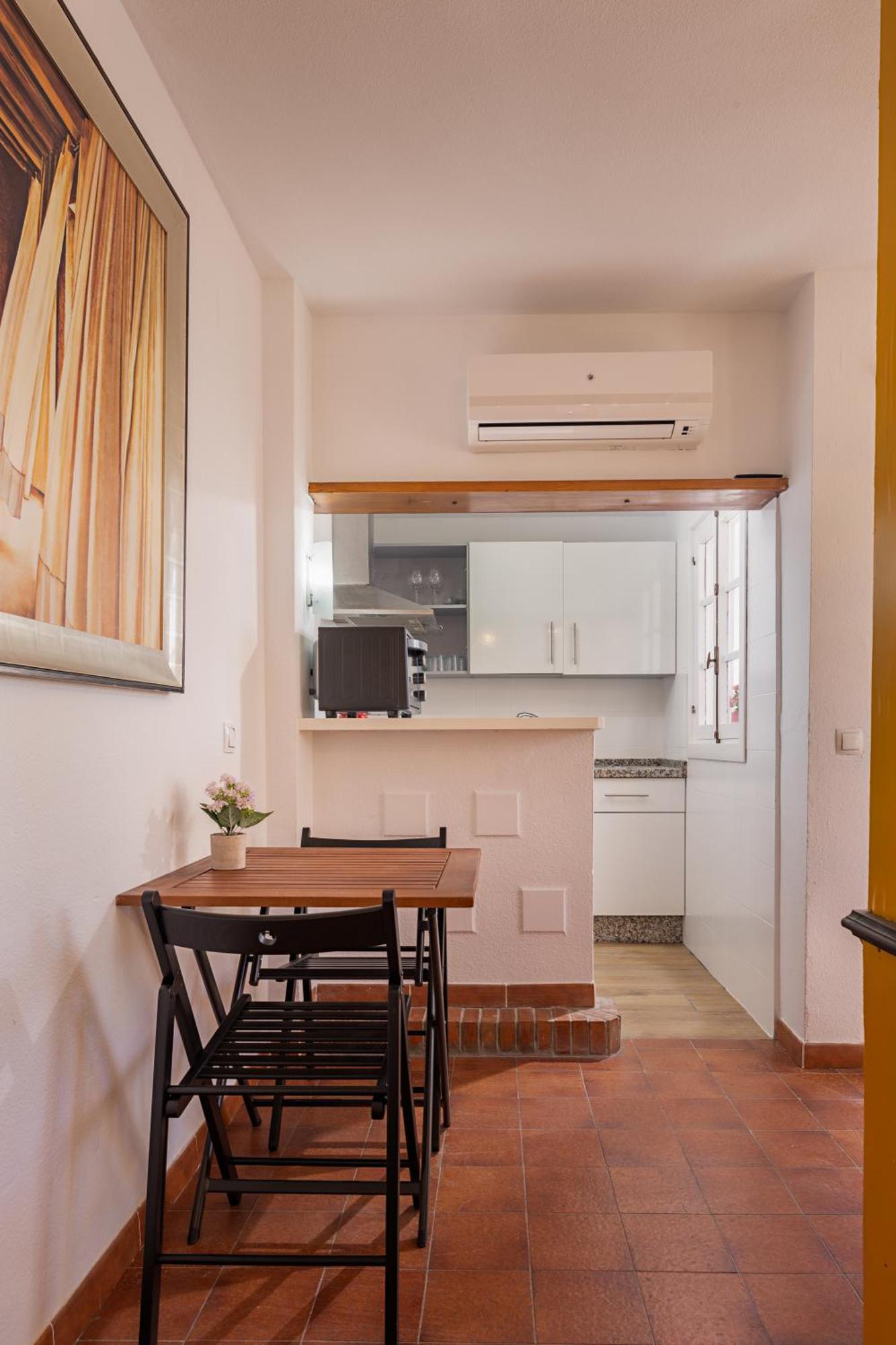 Duquesa Port Studio Apartment - Bright Sunlit Terrace Манилва Экстерьер фото